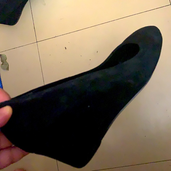 Black heels - Picture 4 of 12